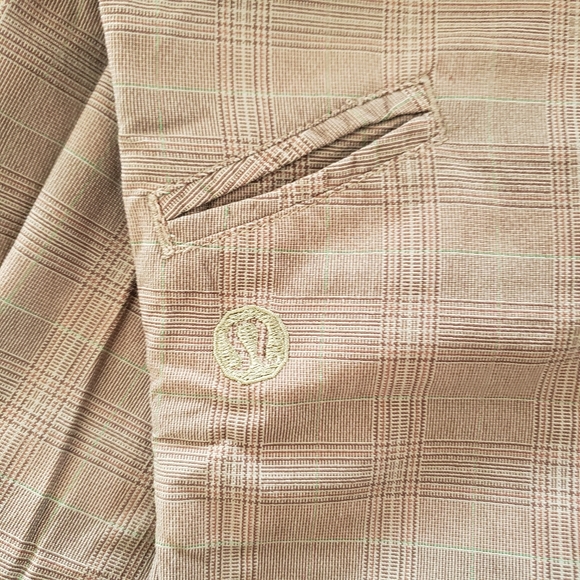 Lululemon – Technical Golf Pants - Picture 7 of 7